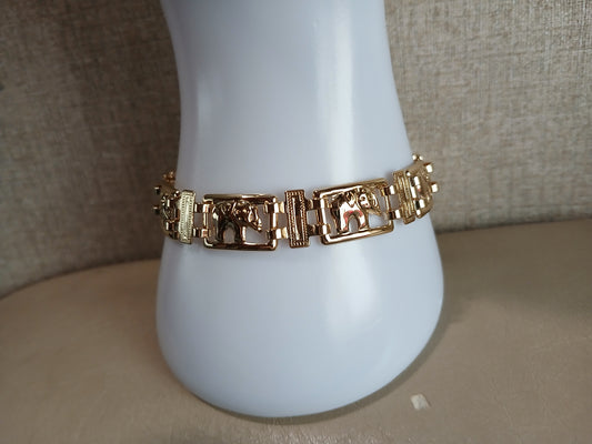 Brazalete Guardian Dorado – Elegancia & Energía