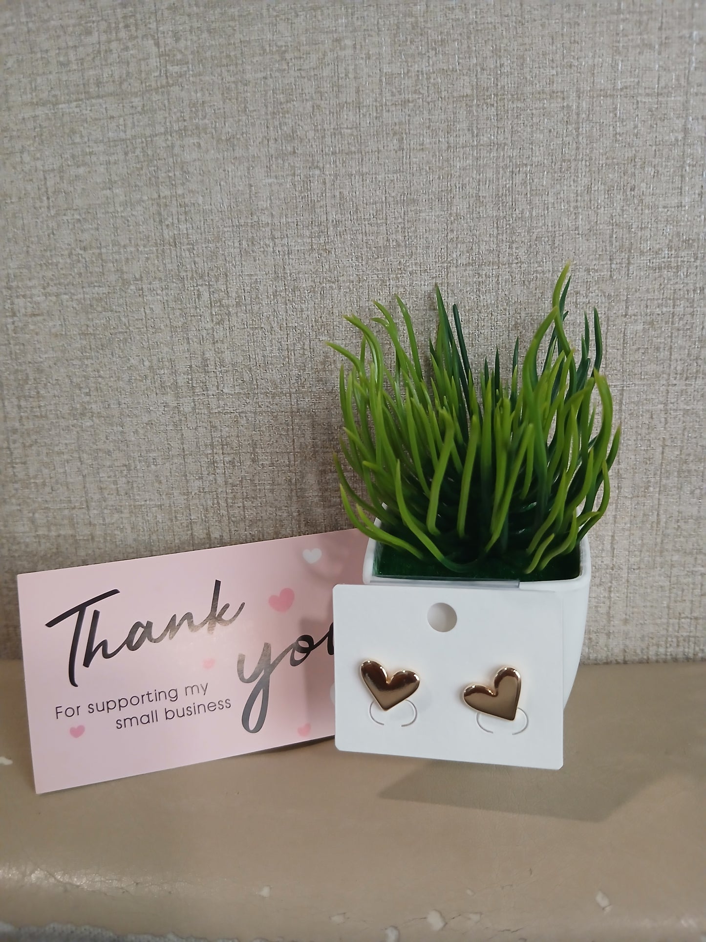 Arete Amor Sutil – Diseño Minimalista